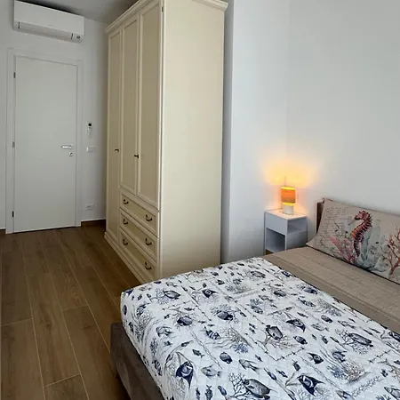 Keit Apartmán San Bartolomeo Al Mare